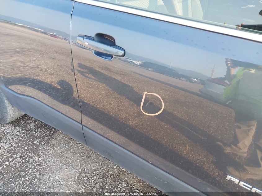 2019 GMC ACADIA auction photo 6