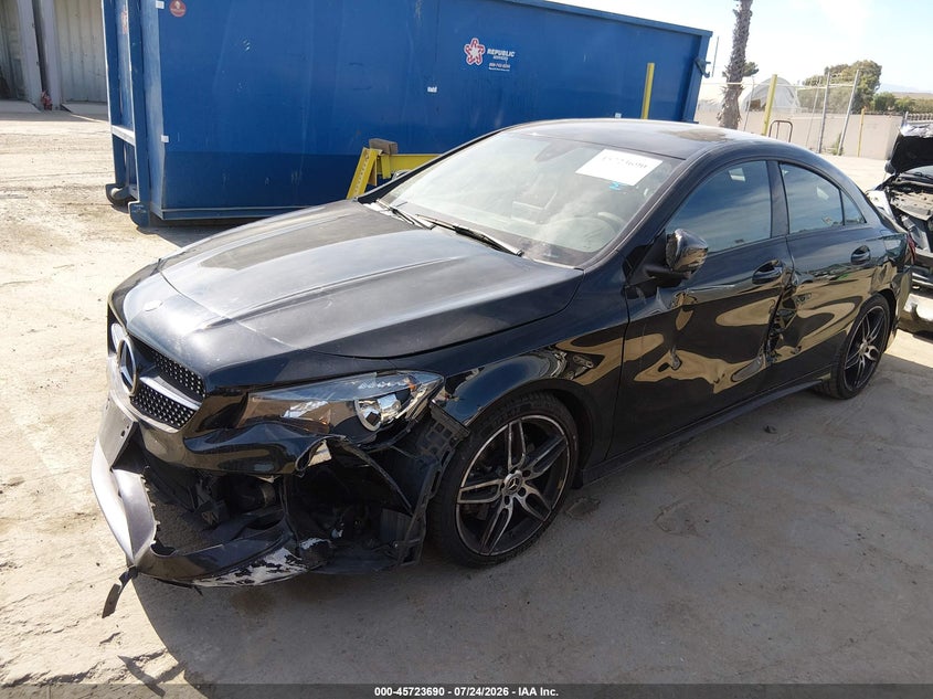 2019 MERCEDES-BENZ CLA 250 — zdjęcie 2