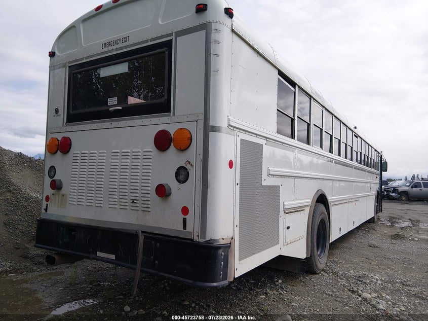 2015 IC CORPORATION 3000 auction photo 6