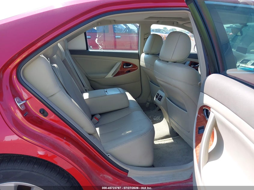 2009 TOYOTA CAMRY auction photo 8