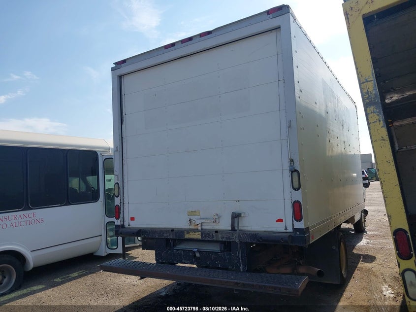 2014 GMC SAVANA CUTAWAY auction photo 4