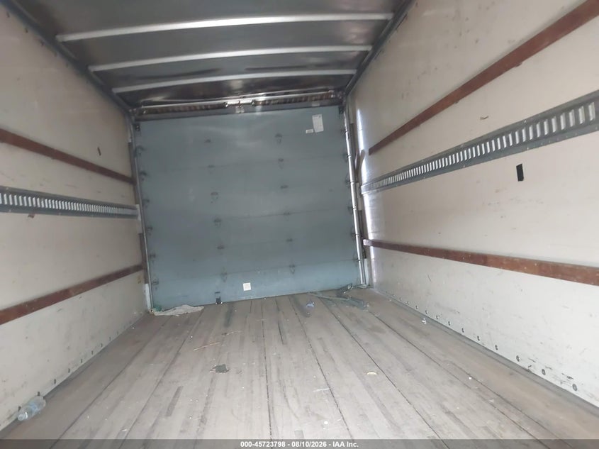 2014 GMC SAVANA CUTAWAY auction photo 6