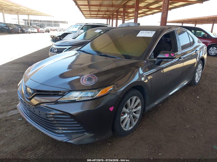 2019 Toyota Camry Le, Interior Burn, IAAI, VIN 4T1B11HK4KU736707 — фото 2