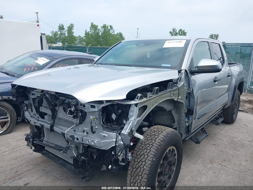 Vin: 3tmlb5jn1tm211398, lot: 46222588, toyota tacoma trd off road 20262