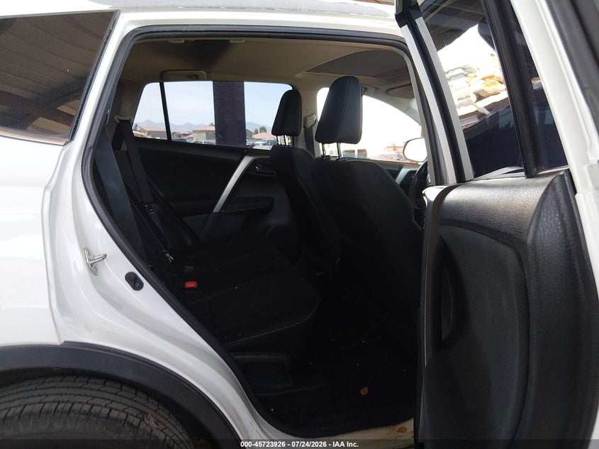 2014 TOYOTA RAV4 auction photo 8