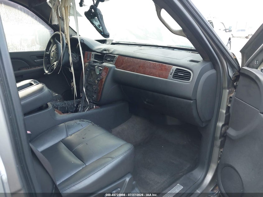2008 CHEVROLET TAHOE auction photo 5