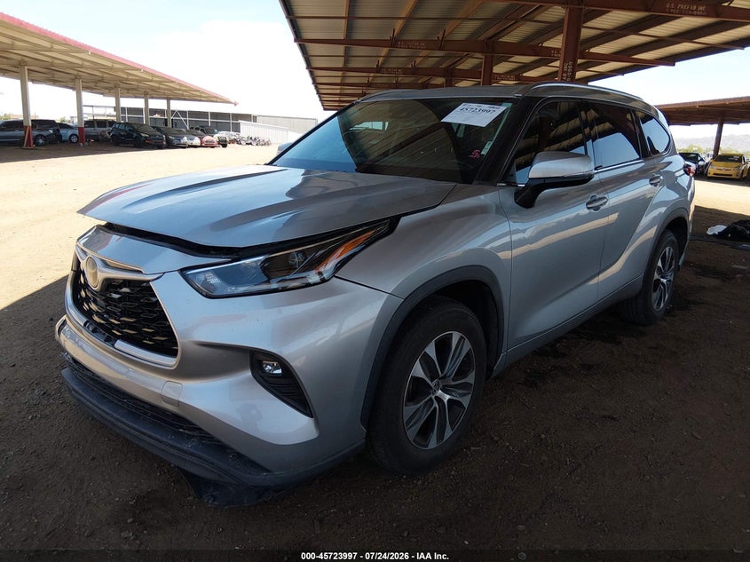 2021 Toyota Highlander, Front End, IAAI, VIN 5TDGZRAH5MS537740 — photo 2