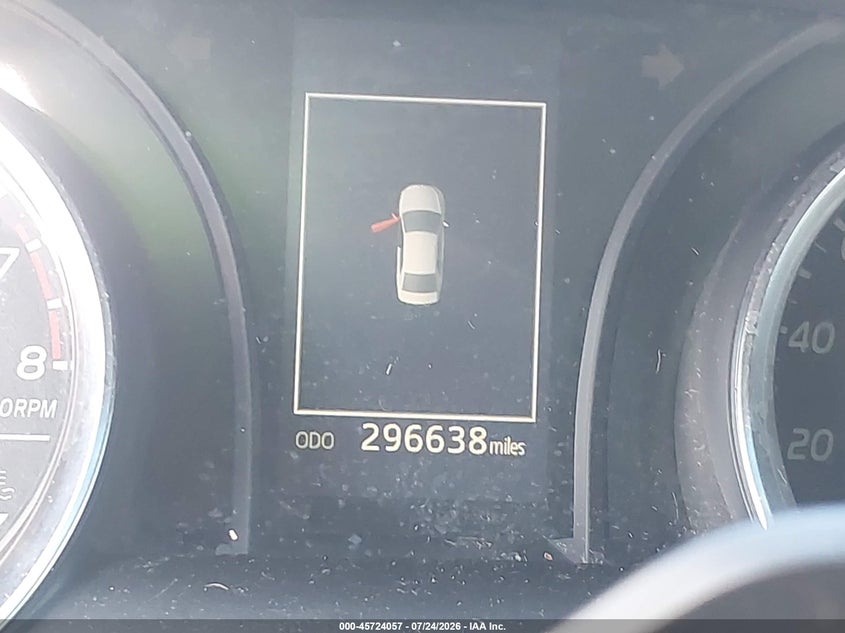 2018 TOYOTA CAMRY auction photo 7