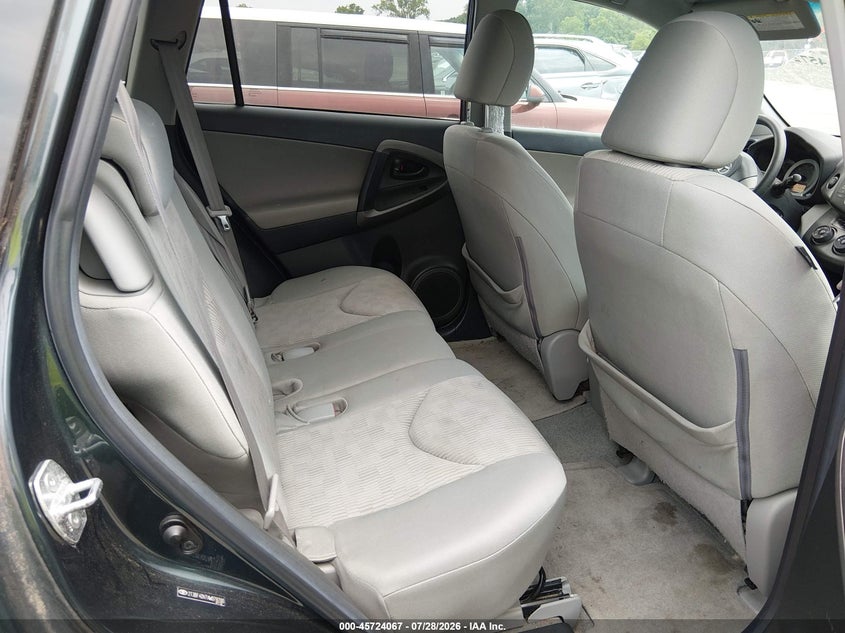 2010 TOYOTA RAV4 auction photo 8