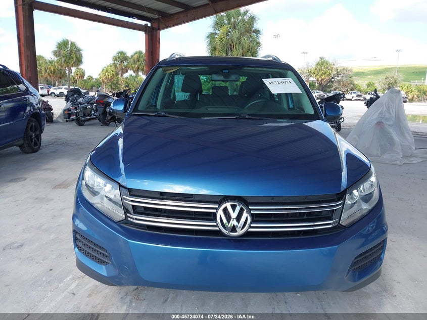 2017 VOLKSWAGEN TIGUAN auction photo 6