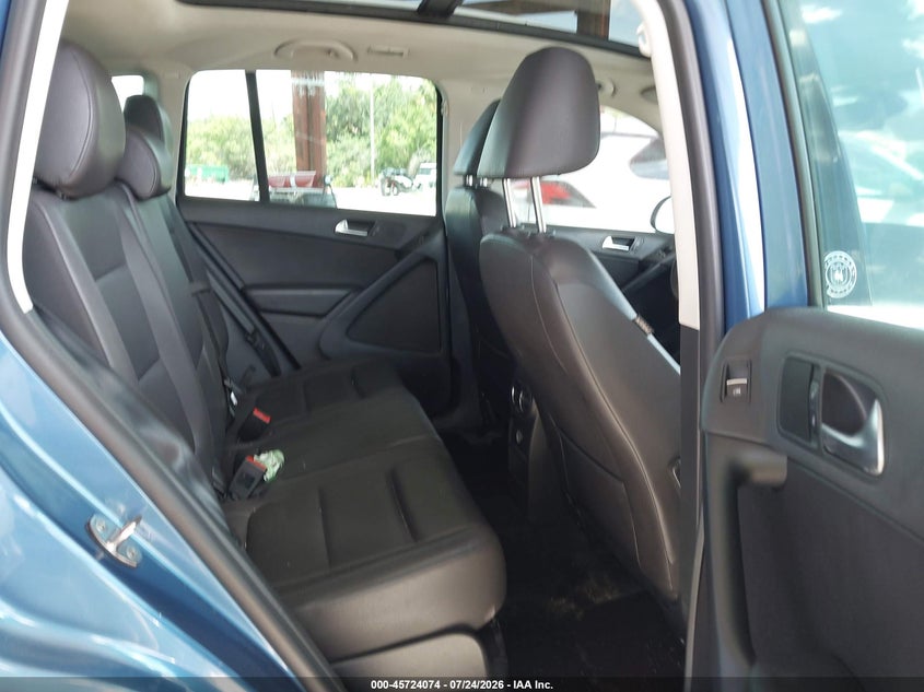 2017 VOLKSWAGEN TIGUAN auction photo 8
