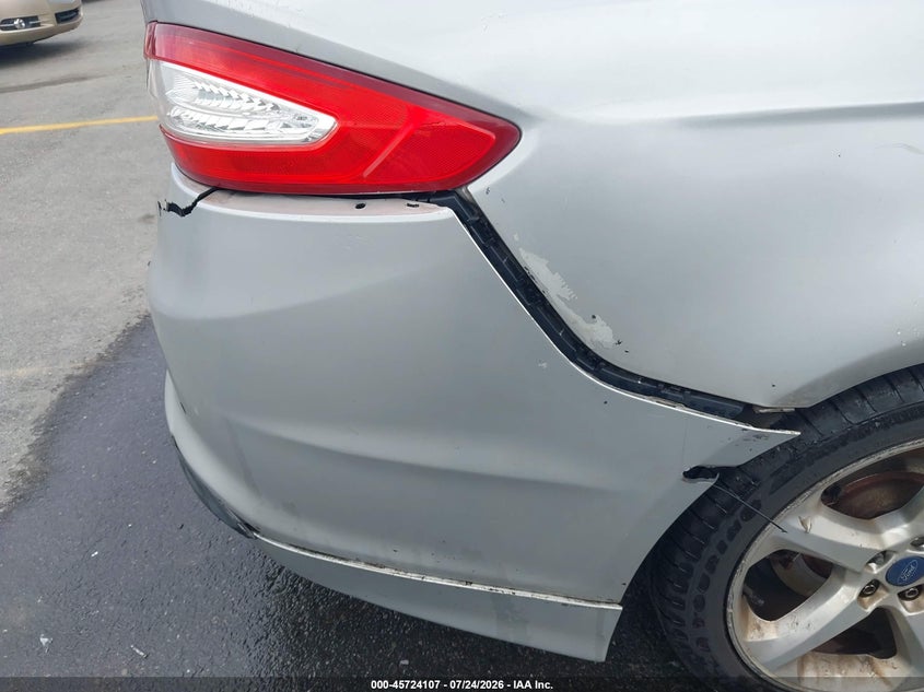 2016 FORD FUSION auction photo 6