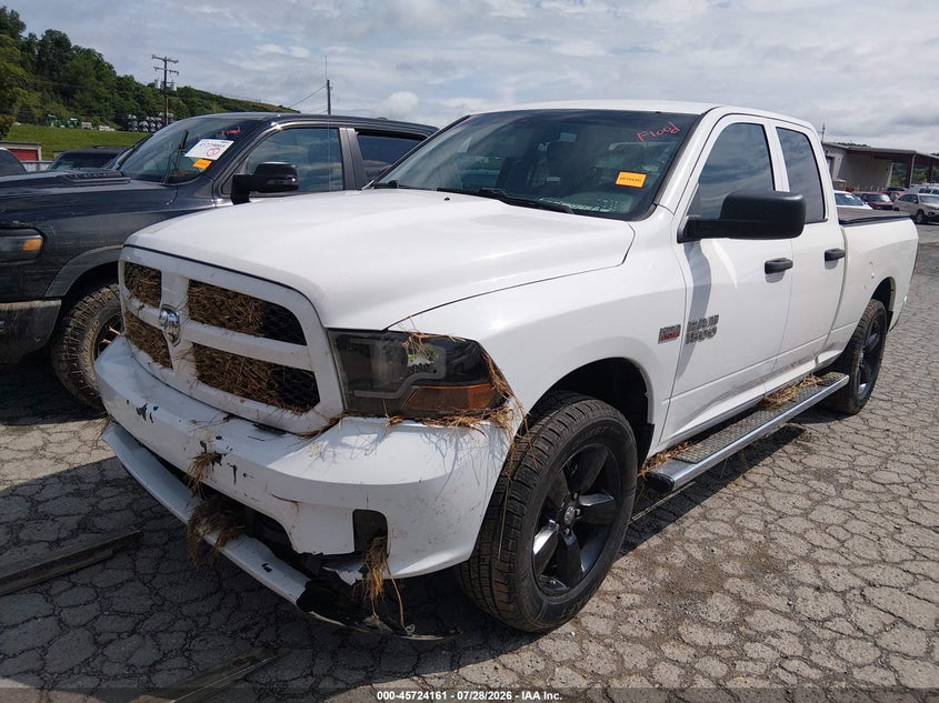 Vin: 1c6rr7ft3js328288, lot: 46222843, ram 1500 express  4x4 6'4 box 20182