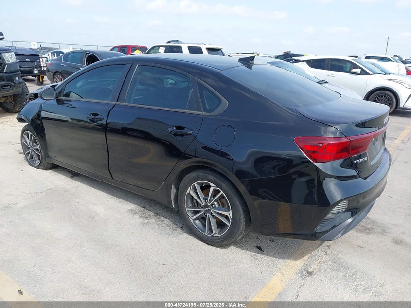 2023 KIA FORTE auction photo 3