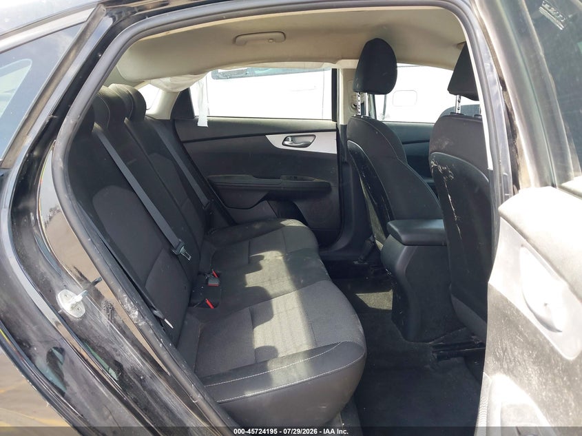 2023 KIA FORTE auction photo 8