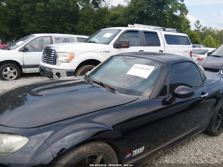 2010 MAZDA MX-5 MIATA auction photo 2