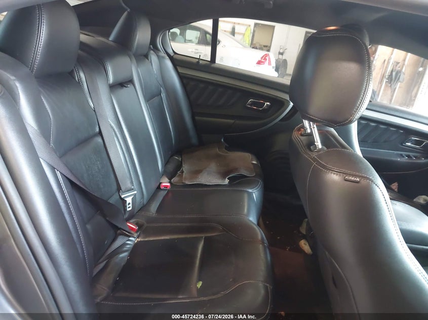 2013 FORD TAURUS auction photo 8