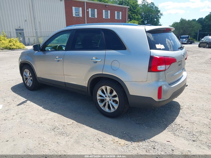 2014 KIA SORENTO auction photo 3