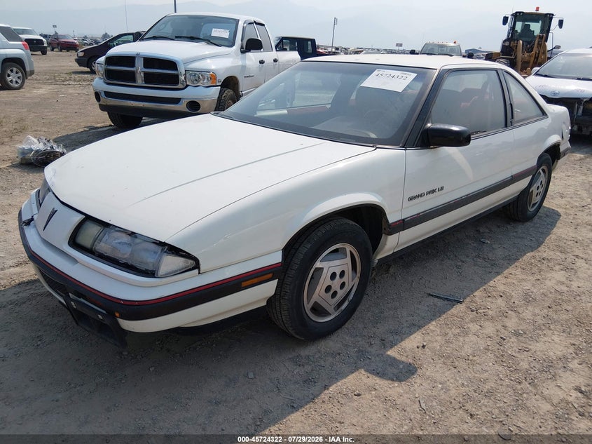 1990 PONTIAC GRAND PRIX auction photo 2