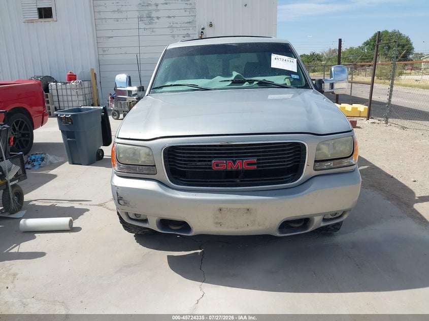 2000 GMC YUKON DENALI auction photo 6