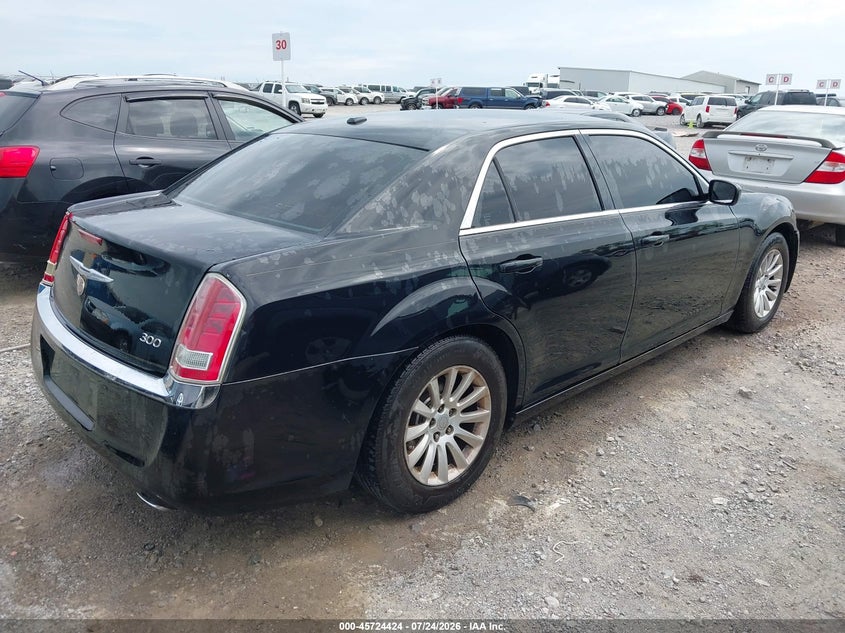2012 CHRYSLER 300 auction photo 4