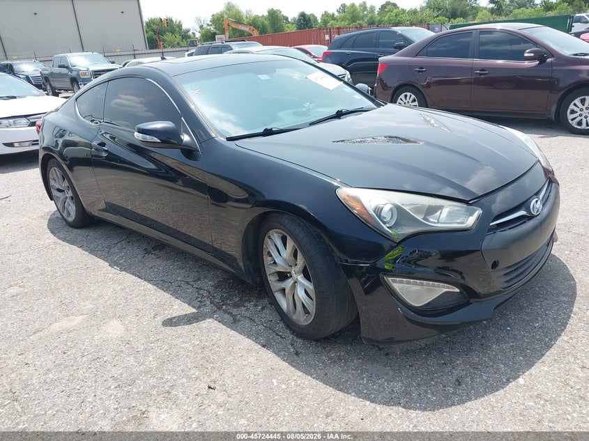 2013 HYUNDAI GENESIS auction photo 1