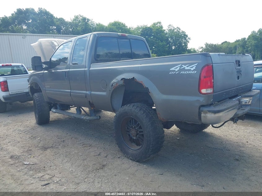 2002 FORD F-350 auction photo 2