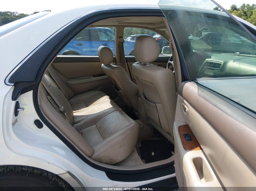 1998 LEXUS ES 300 auction photo 8
