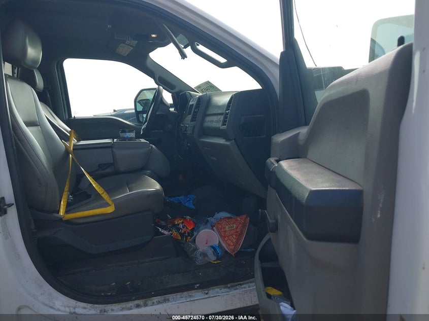 2017 FORD F-550 CHASSIS auction photo 7