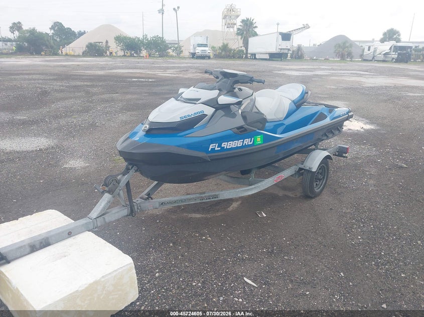 2019 SEADOO PERSONAL WATERCRAFT auction photo 2