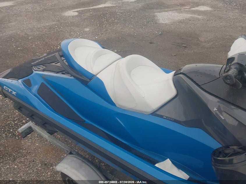 2019 SEADOO PERSONAL WATERCRAFT auction photo 5