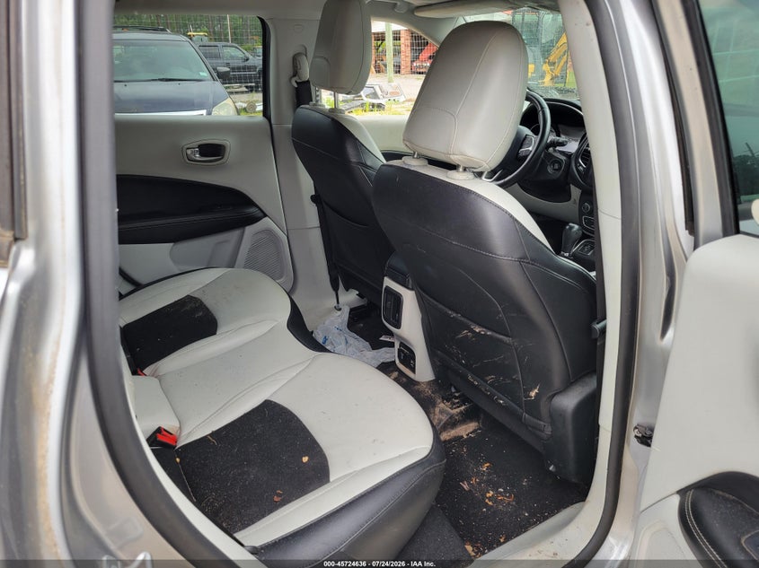 2019 JEEP COMPASS auction photo 8