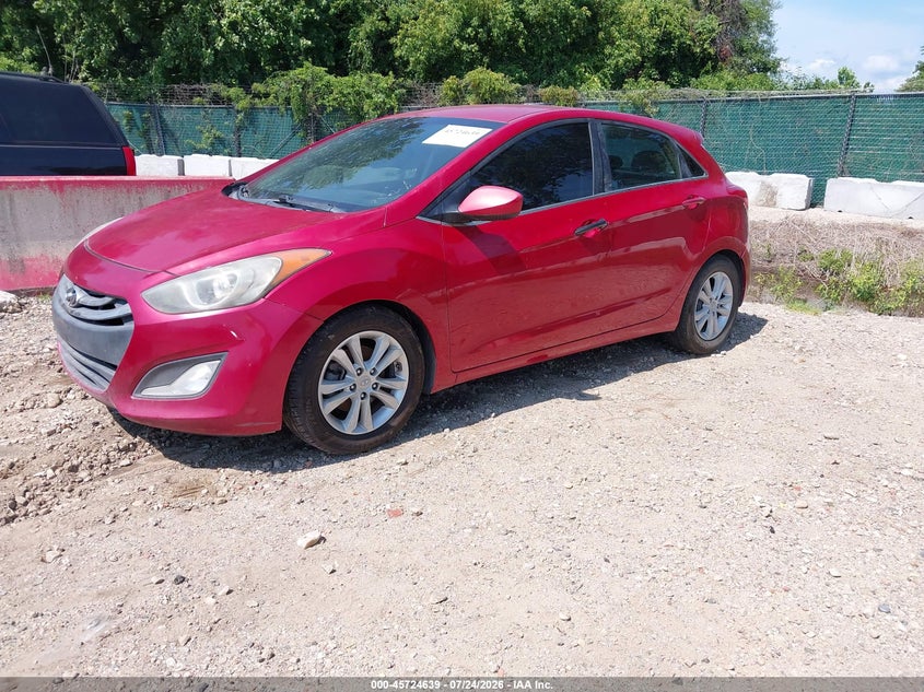 2015 HYUNDAI ELANTRA GT auction photo 2
