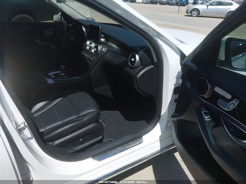 2016 MERCEDES-BENZ C 300 auction photo 5