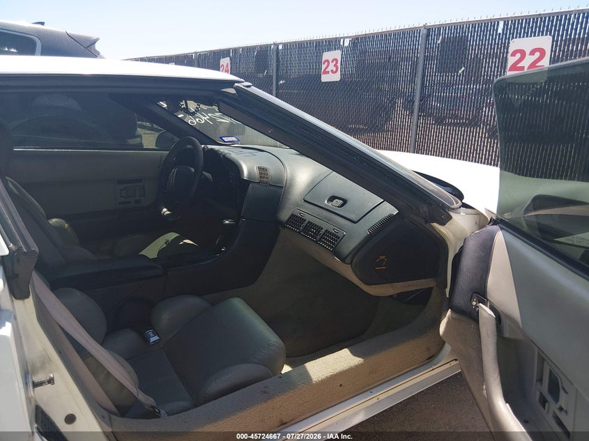 1993 CHEVROLET CORVETTE auction photo 5
