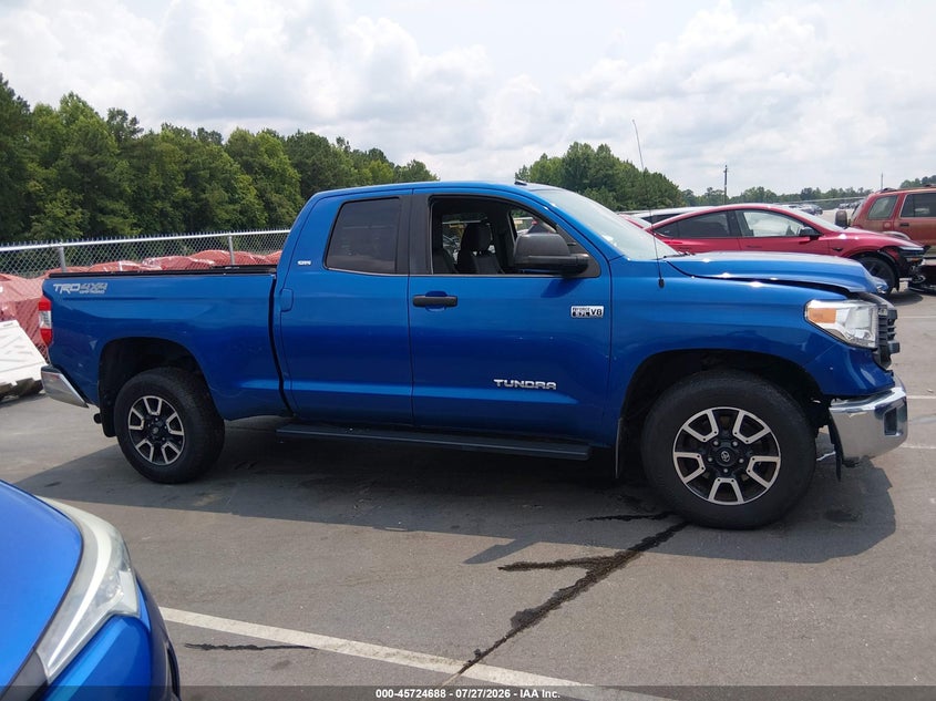 TOYOTA TUNDRA - zdjęcie 13