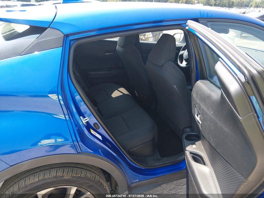 2018 TOYOTA C-HR auction photo 8