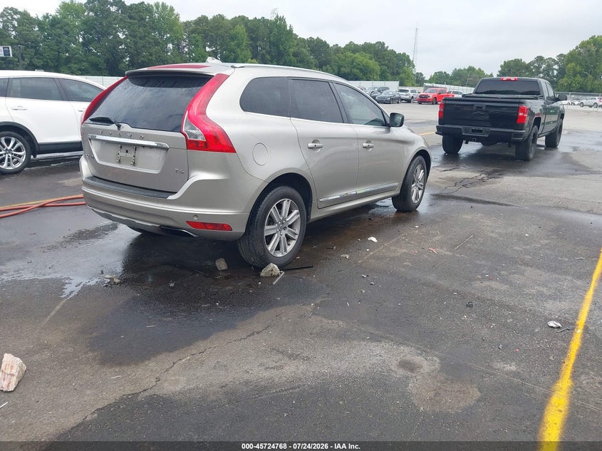 2016 VOLVO XC60 auction photo 4