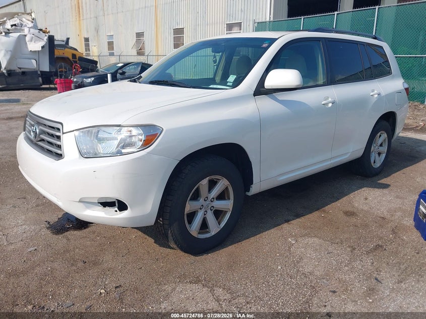 2010 TOYOTA HIGHLANDER auction photo 2