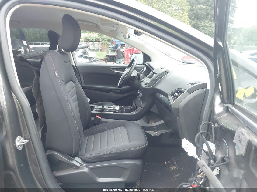 2019 FORD EDGE auction photo 5