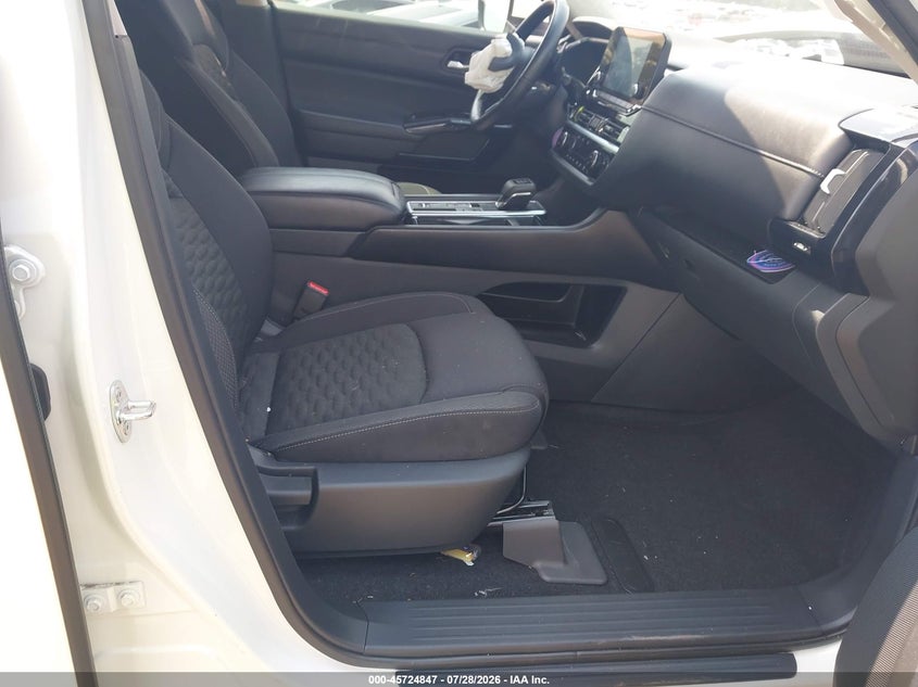 2022 NISSAN PATHFINDER auction photo 5