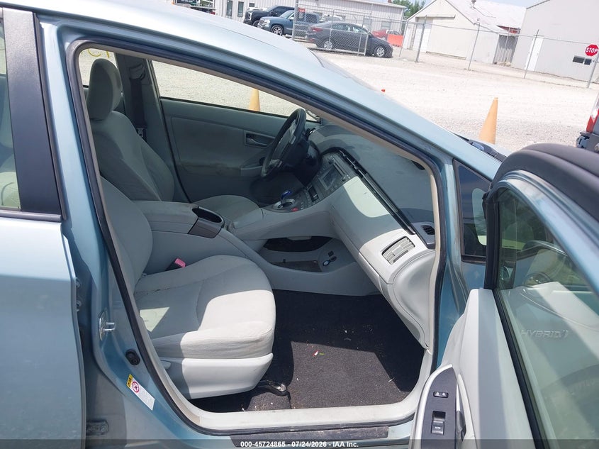 2012 TOYOTA PRIUS auction photo 5