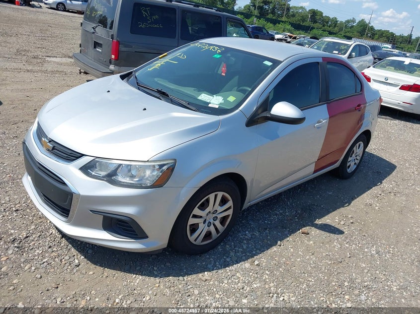 2017 CHEVROLET SONIC auction photo 2