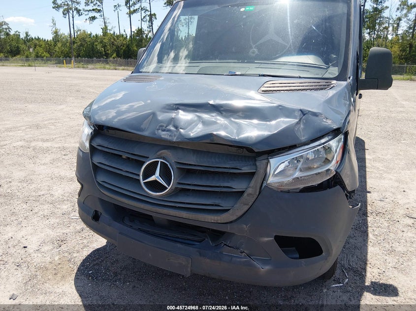 2019 MERCEDES-BENZ SPRINTER 2500 auction photo 6