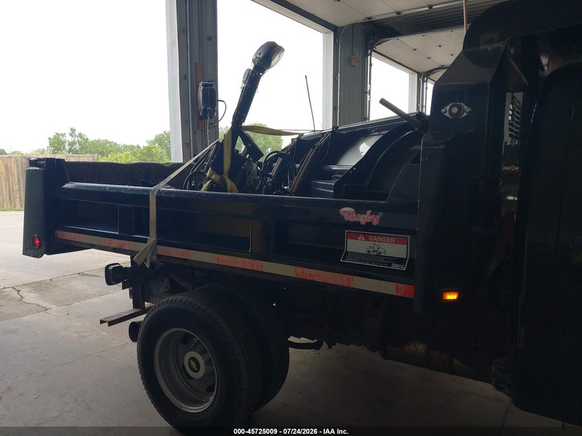 2015 CHEVROLET SILVERADO 3500HD CHASSIS auction photo 8