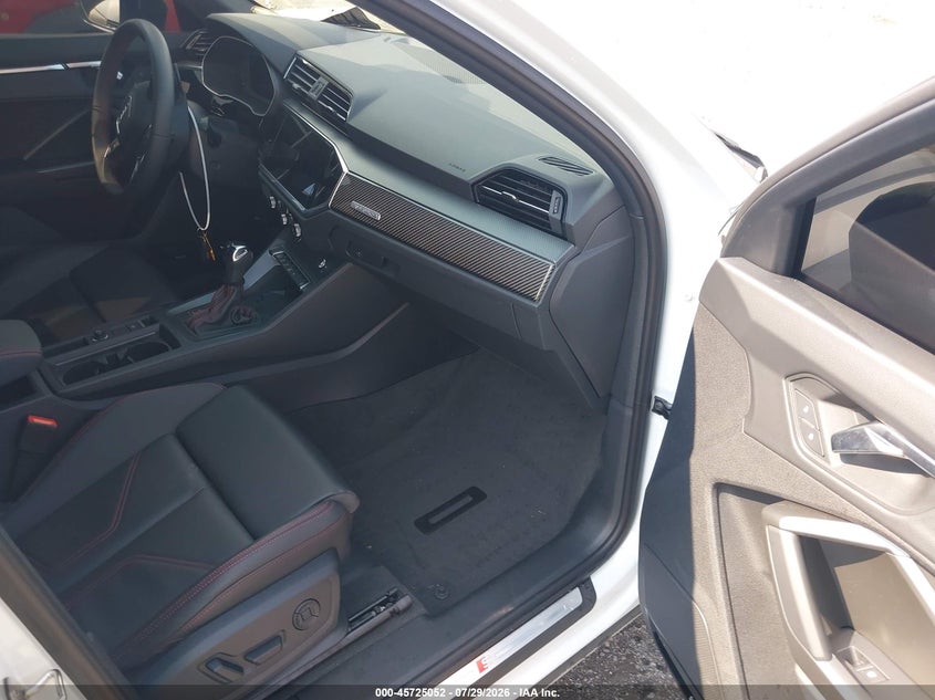 AUDI Q3 - zdjęcie 5