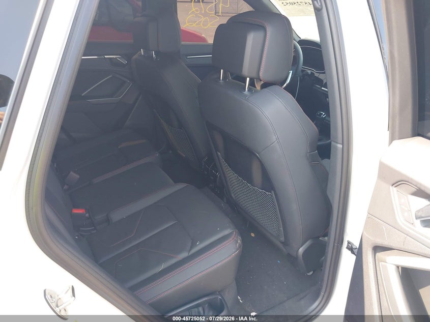 AUDI Q3 - zdjęcie 8