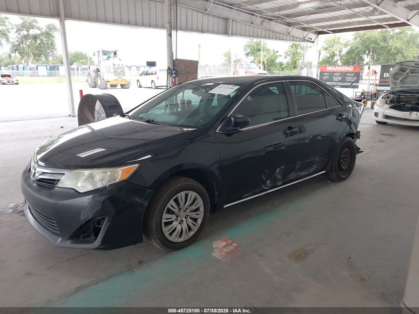 Vin: 4t1bf1fk7eu353286, lot: 46223799, toyota camry le 20142