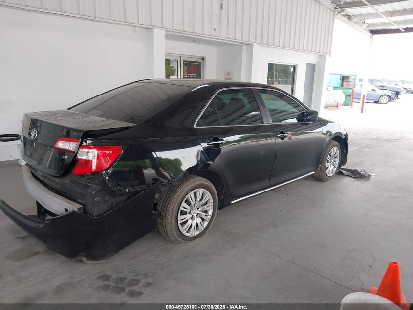 Vin: 4t1bf1fk7eu353286, lot: 46223799, toyota camry le 20144
