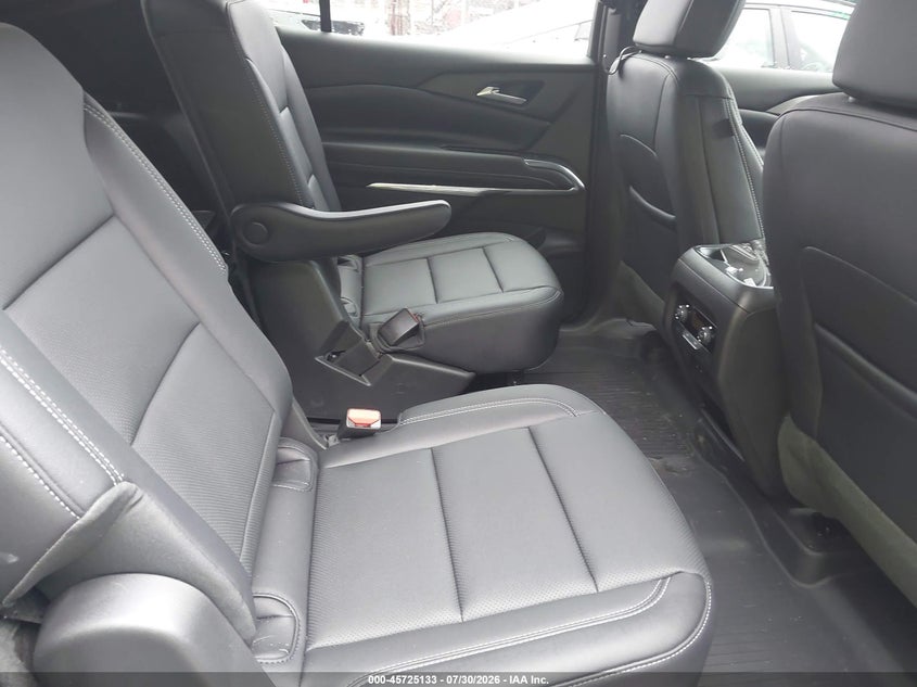 2026 CHEVROLET TRAVERSE auction photo 8